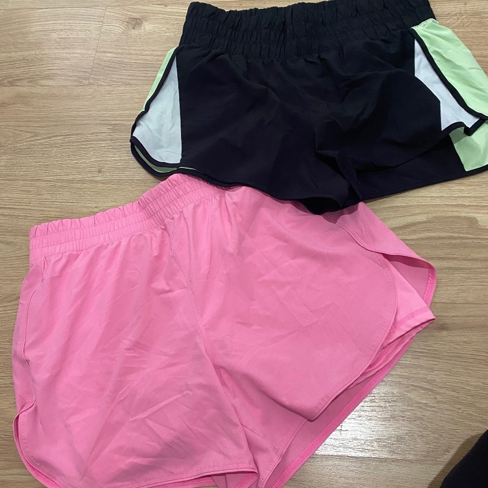 2 pairs of workout shorts like new